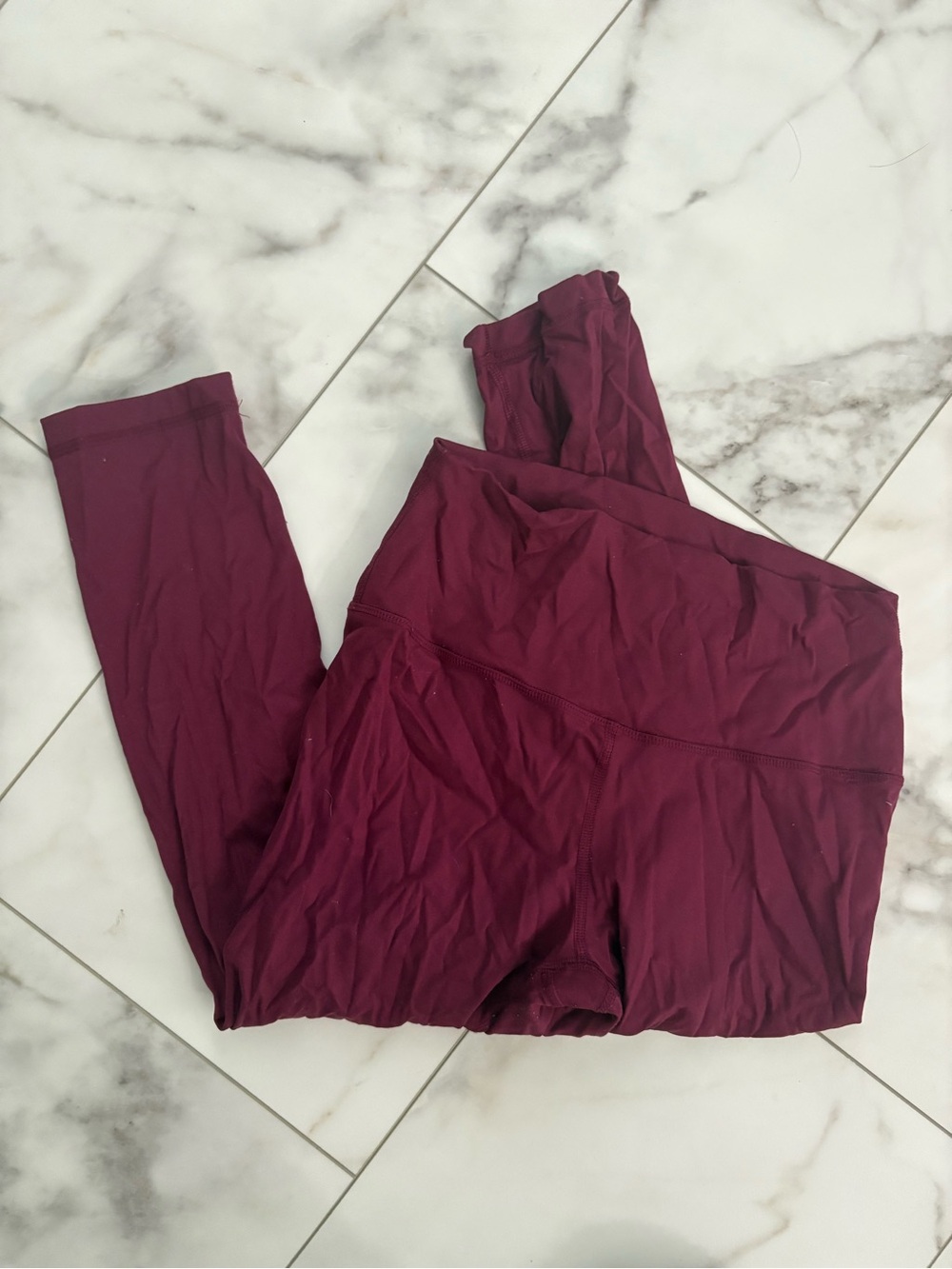 Yogalicious Wine High-Waist Cropped Leggings